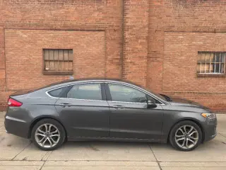 2019 Ford Fusion SEL