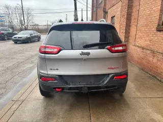 2018 Jeep Cherokee Trailhawk