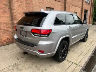 2017 Jeep Grand Cherokee Altitude