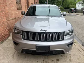 2017 Jeep Grand Cherokee Altitude
