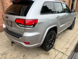 2017 Jeep Grand Cherokee Altitude