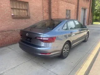 2019 Volkswagen Jetta R-Line