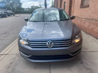2014 Volkswagen Passat 2.5L Wolfsburg Edition PZEV