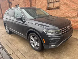 2018 Volkswagen Tiguan 2.0T SEL Premium 4Motion