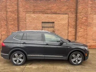 2018 Volkswagen Tiguan 2.0T SEL Premium 4Motion