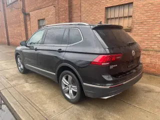 2018 Volkswagen Tiguan 2.0T SEL Premium 4Motion