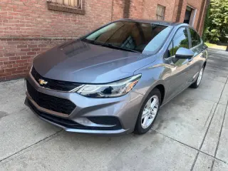 2018 Chevrolet Cruze LT Auto