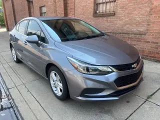 2018 Chevrolet Cruze LT Auto
