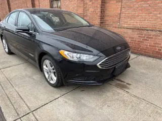 2018 Ford Fusion Hybrid SE