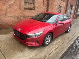 2021 Hyundai Elantra SE