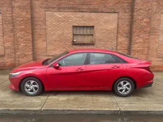 2021 Hyundai Elantra SE
