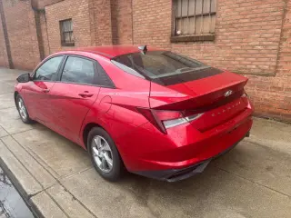 2021 Hyundai Elantra SE
