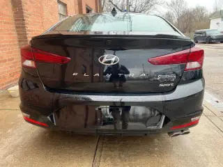 2019 Hyundai Elantra Sport