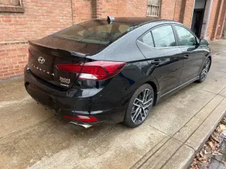 2019 Hyundai Elantra Sport