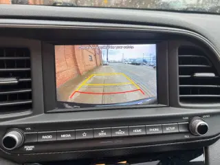 2019 Hyundai Elantra Sport