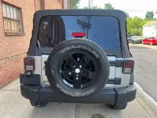 2018 Jeep Wrangler JK Unlimited Willys Wheeler W