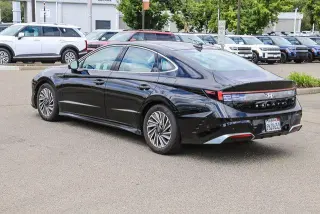 Hyundai SONATA Hybrid 2024 Limited 4dr Sedan