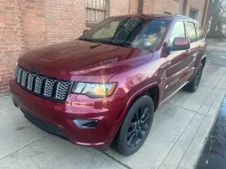 2020 Jeep Grand Cherokee Altitude