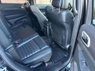 2018 Jeep Grand Cherokee Sterling Edition