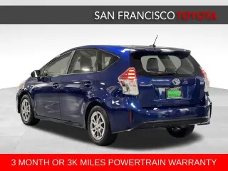 2015 Toyota Prius v Four