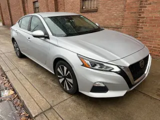 2021 Nissan Altima 2.5 SV
