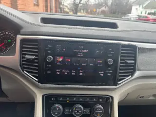 2018 Volkswagen Atlas V6 SEL 4Motion