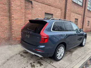 2018 Volvo XC90 T6 Momentum