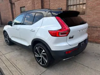 2020 Volvo XC40 T5 R-Design