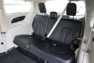 Chrysler Pacifica 2019 Touring L Plus 35th Anniversary 4dr Mini-Van