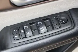 Chrysler Pacifica 2019 Touring L Plus 35th Anniversary 4dr Mini-Van