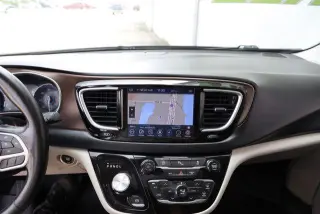 Chrysler Pacifica 2019 Touring L Plus 35th Anniversary 4dr Mini-Van