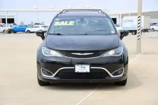 Chrysler Pacifica 2019 Touring L Plus 35th Anniversary 4dr Mini-Van