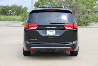 Chrysler Pacifica 2019 Touring L Plus 35th Anniversary 4dr Mini-Van