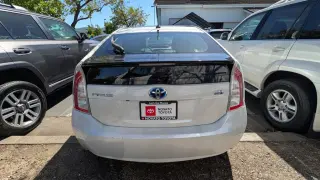 2015 Toyota Prius Three