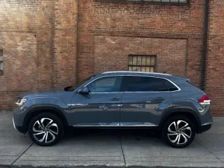 2022 Volkswagen Atlas Cross Sport SEL 4Motion