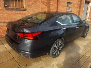 2021 Nissan Altima 2.5 SV