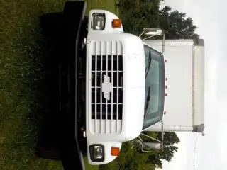 2001 Chevrolet C7H042