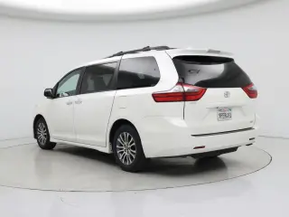 Toyota Sienna 2020 XLE 7-Passenger Auto Access Seat 4dr Mini-Van