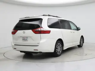 Toyota Sienna 2020 XLE 7-Passenger Auto Access Seat 4dr Mini-Van