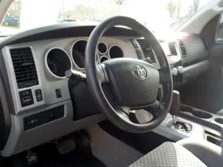 2008 Toyota  Tundra-Grade 4.7L Double Cab 4WD