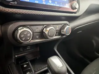 Nissan Kicks 2024 SV 4dr Crossover