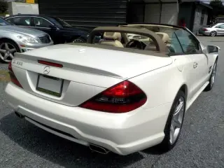 2011 Mercedes-Benz  SL 550 2D Roadster