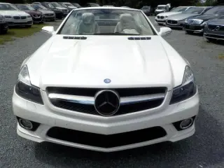 2011 Mercedes-Benz  SL 550 2D Roadster