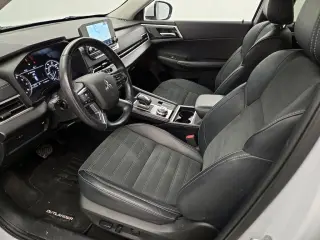 Mitsubishi Outlander 2024 AWD SE 4dr SUV