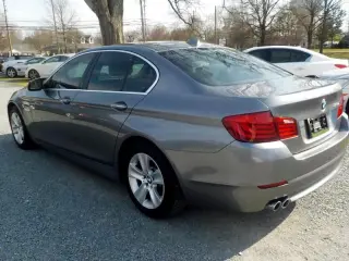 2011 BMW 5-Series 528i