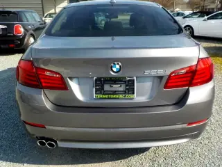 2011 BMW 5-Series 528i