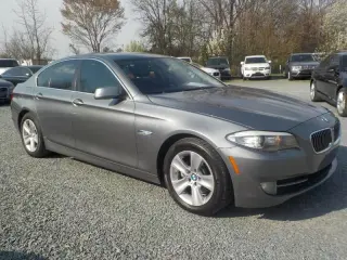 2011 BMW 5-Series 528i