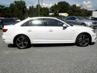 2017 Audi A4 2.0T Premium Plus quattro Sedan