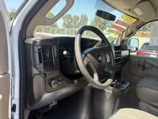 2017 Chevrolet Express 2500