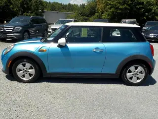 2016 MINI Base 2D Hatchback Cooper